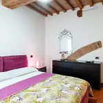 Guesthost - Venezia Nuova Apartman Livorno